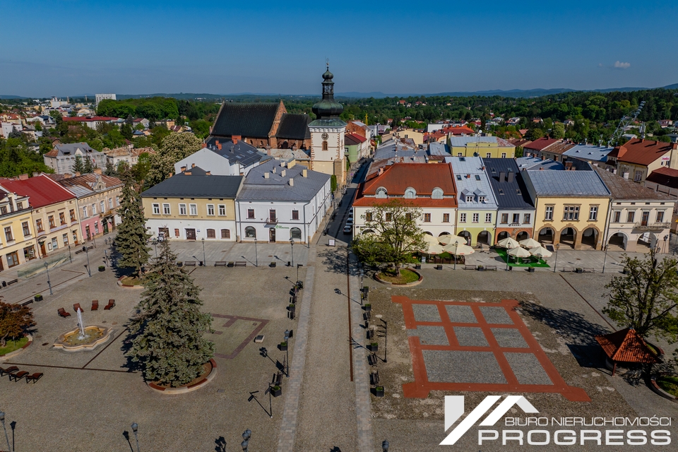 Kamienica przy Rynku głównym – KROSNO /centrum/.