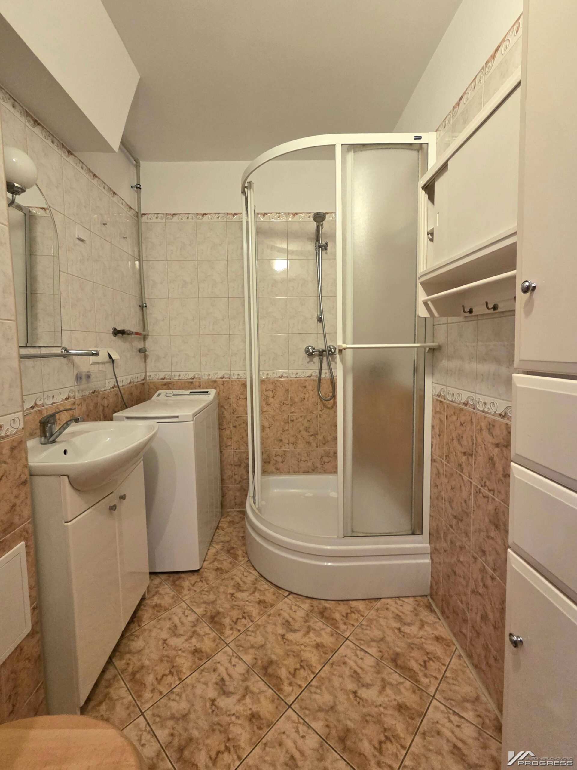 Mieszkanie do wynajęcia 51m2 – KROSNO /Oś. Tysiąclecia/.