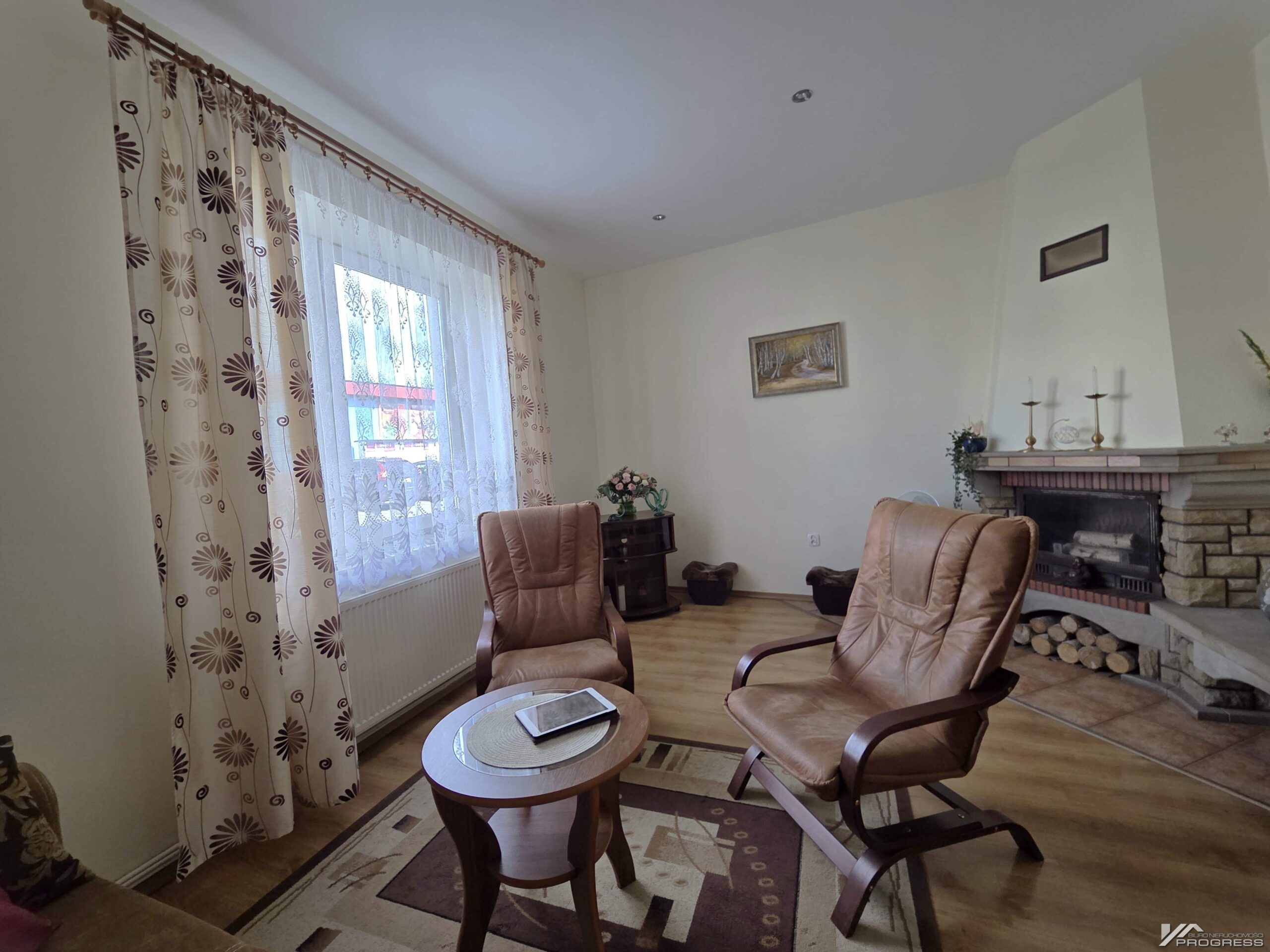 Mieszkanie na sprzedaż 68m2 – KORCZYNA /centrum/.