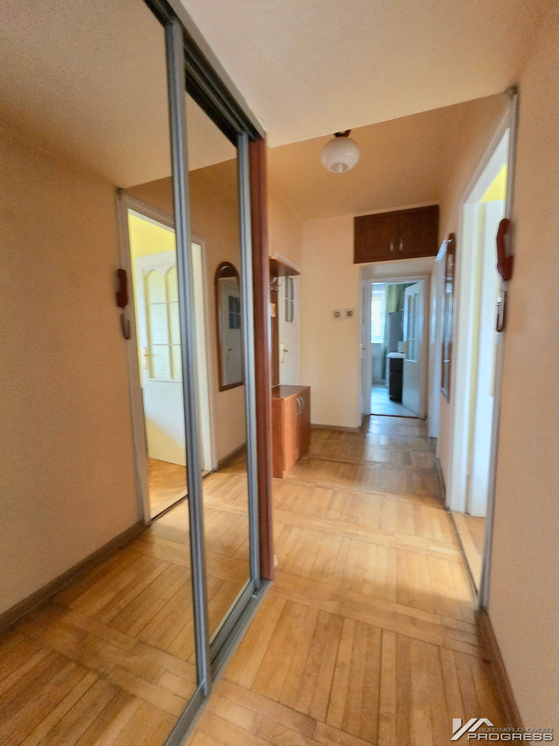 Mieszkanie trzypokojowe na parterze | 60 m² | funkcjonalny układ | do zamieszkania