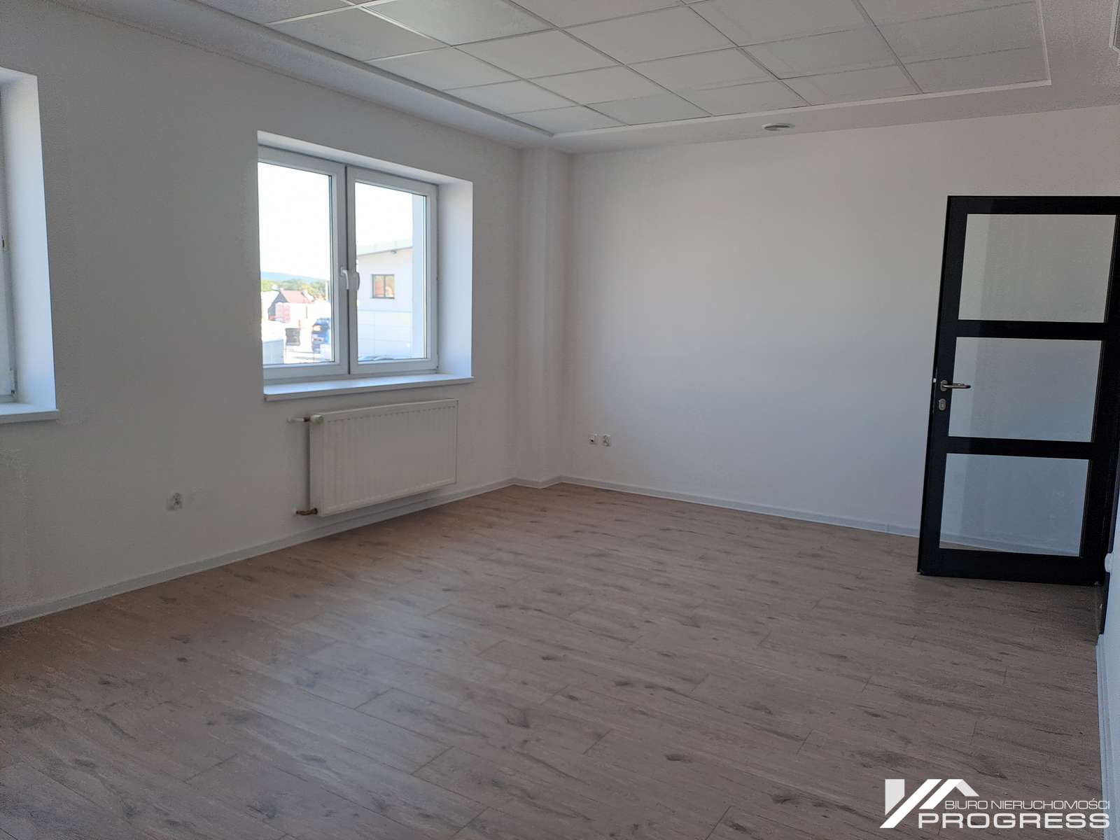 Do wynajęcia lokale biurowe w wysokim standardzie  –  KROSNO /centrum/.