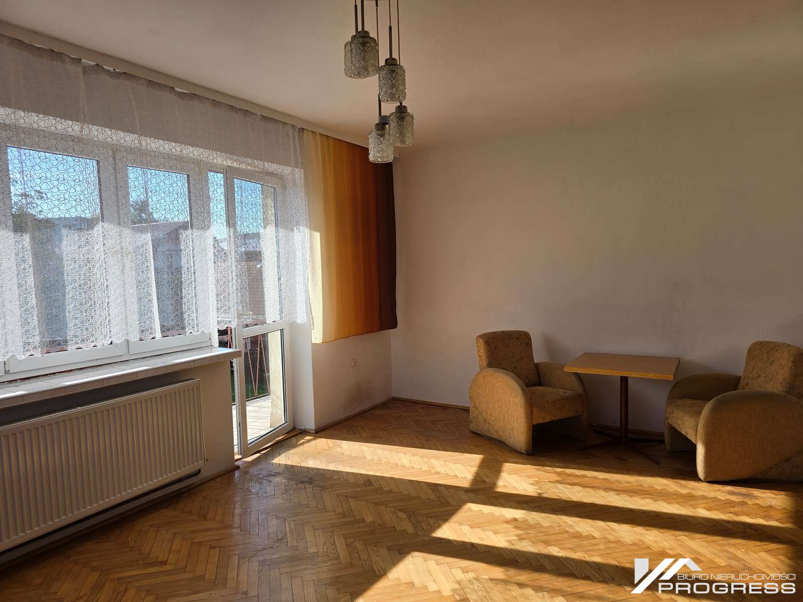 Mieszkanie 76m2, działka 4,79a – KROSNO /centrum/.