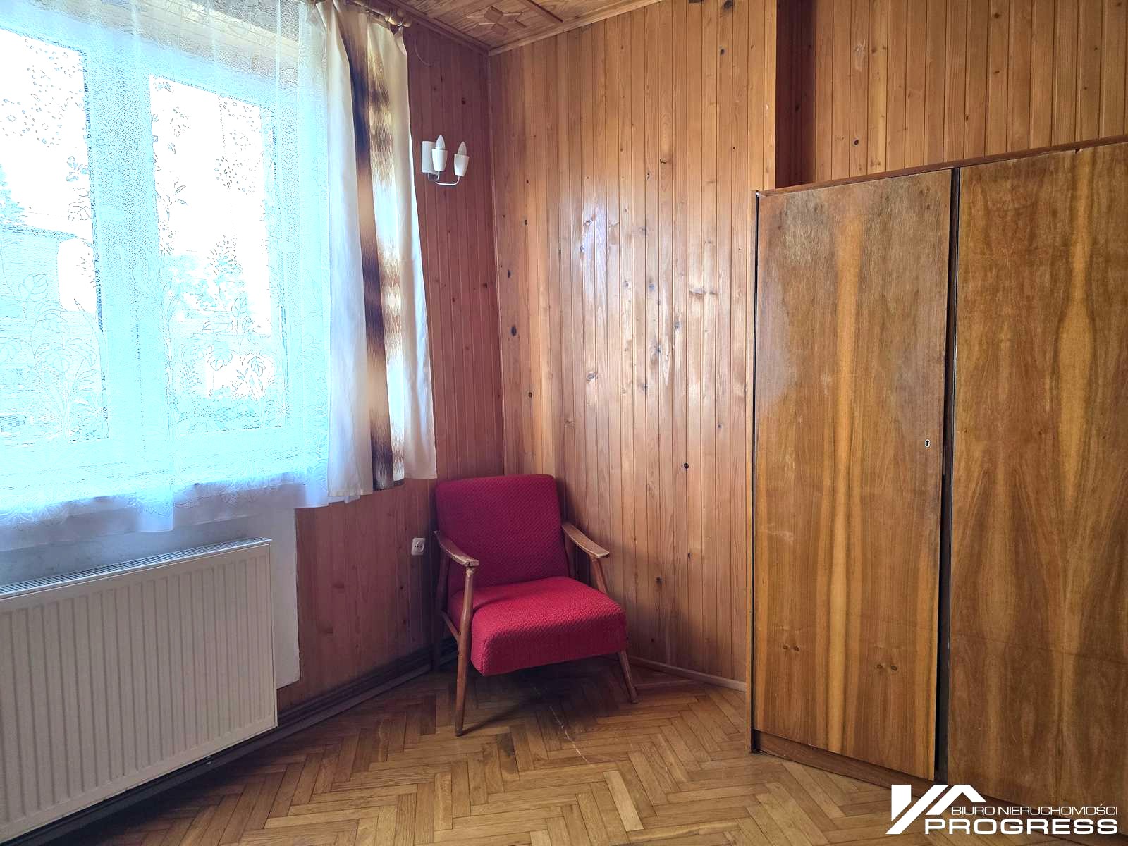 Mieszkanie 76m2, działka 4,79a – KROSNO /centrum/.