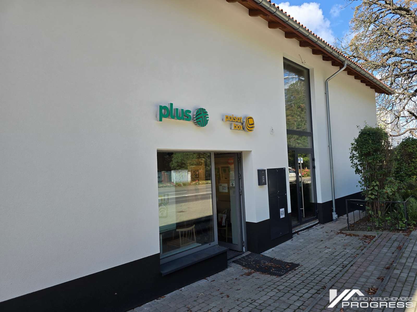 Lokal handlowo – usługowy 45m2 w atrakcyjnej lokalizacji – KROSNO /centrum/