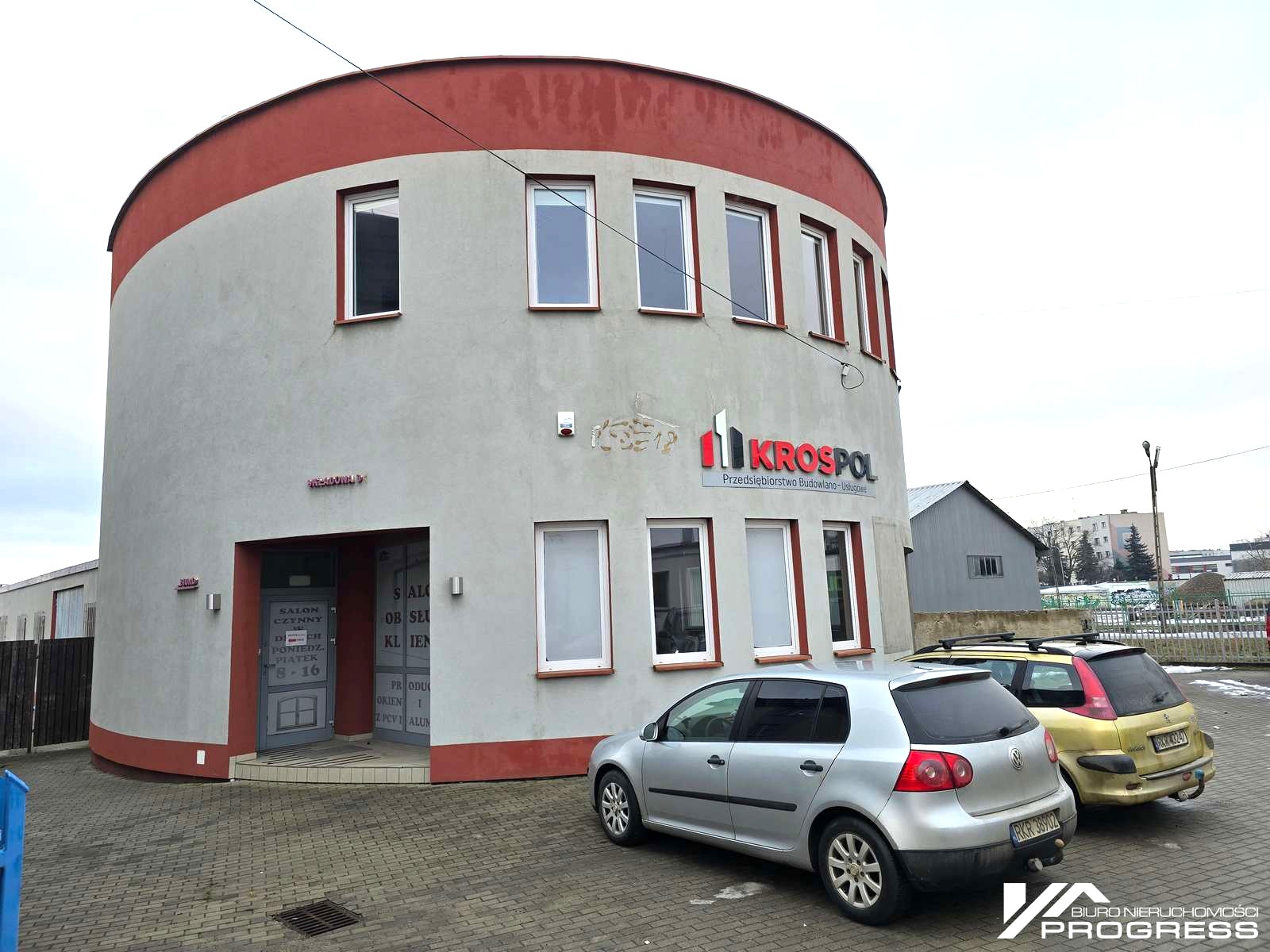 Budynek handlowo – biurowy 255m2, hala produkcyjno – magazynowa 476m2 do wynajęcia – KROSNO /ul. Składowa/