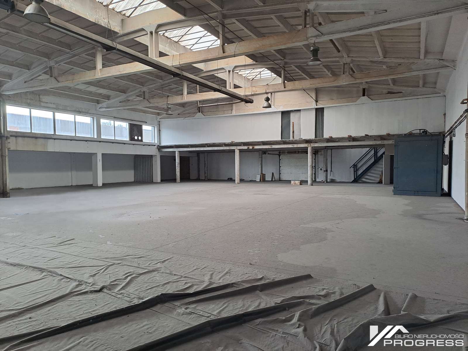 Hala produkcyjno – magazynowa 804m2 – KROSNO /ul. Pużaka/.