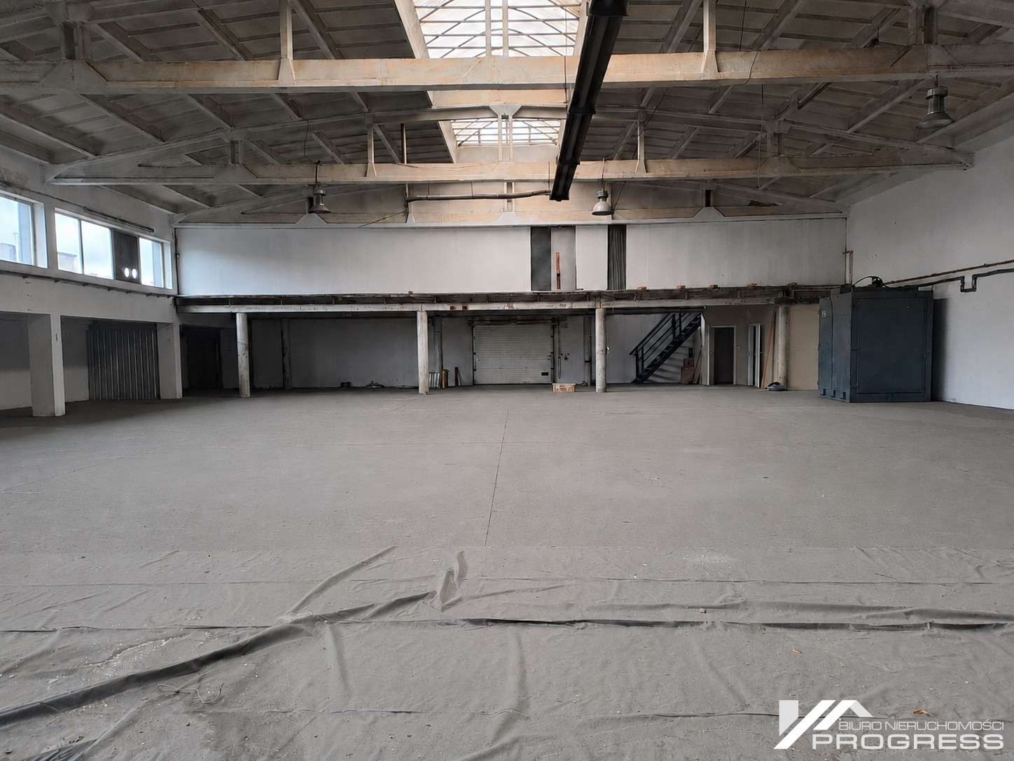 Hala produkcyjno – magazynowa 804m2 – KROSNO /ul. Pużaka/.