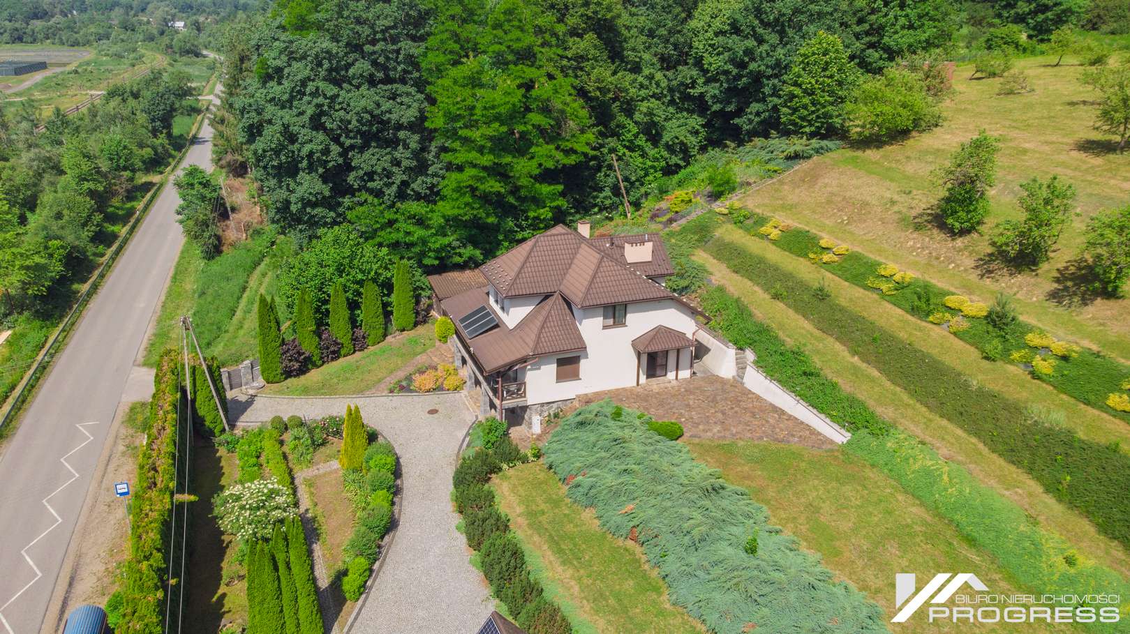 Komfortowy dom na widokowej działce, teren inwestycyjny 87a – Załuż /Bieszczady/.